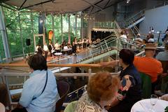 Die Bigband der Musikschule Vicco von Bülow unter der Leitung von Bernd Heese