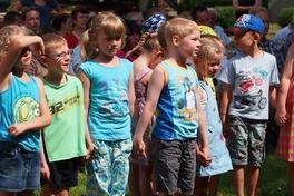 Kinder beim Singen