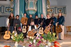 Das Gitarrenensemble Brandenburg bei einem Konzert in Trechwitz. Das Gitarrenensemble soielt das Eröffnungskonzert der Gitarrentage Brandenburg (Havel