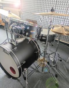 Eins der neuen Schlagzeuge in der Musikschule